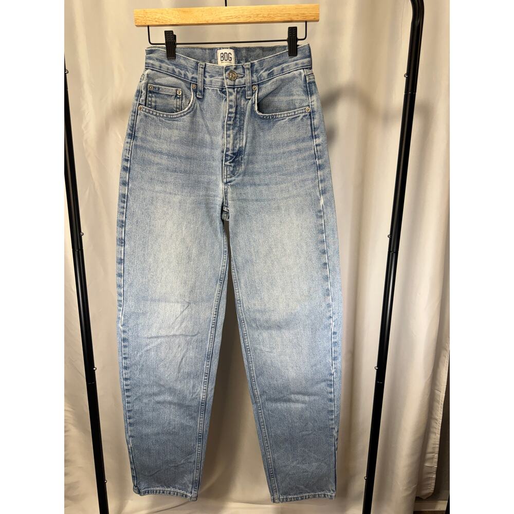 BDG Urban Outfitters High Rise Baggy Jeans Women’s 25 Light Wash Relaxed Denim